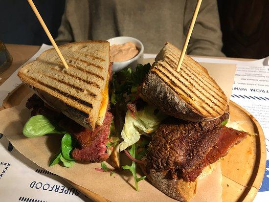 Hamsa Hummus & Happiness Israeli Restobar